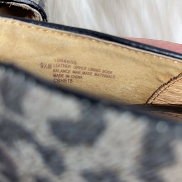 Sofft Ortholite Grey Cheetah Print Heels S… - Picture 5 of 6